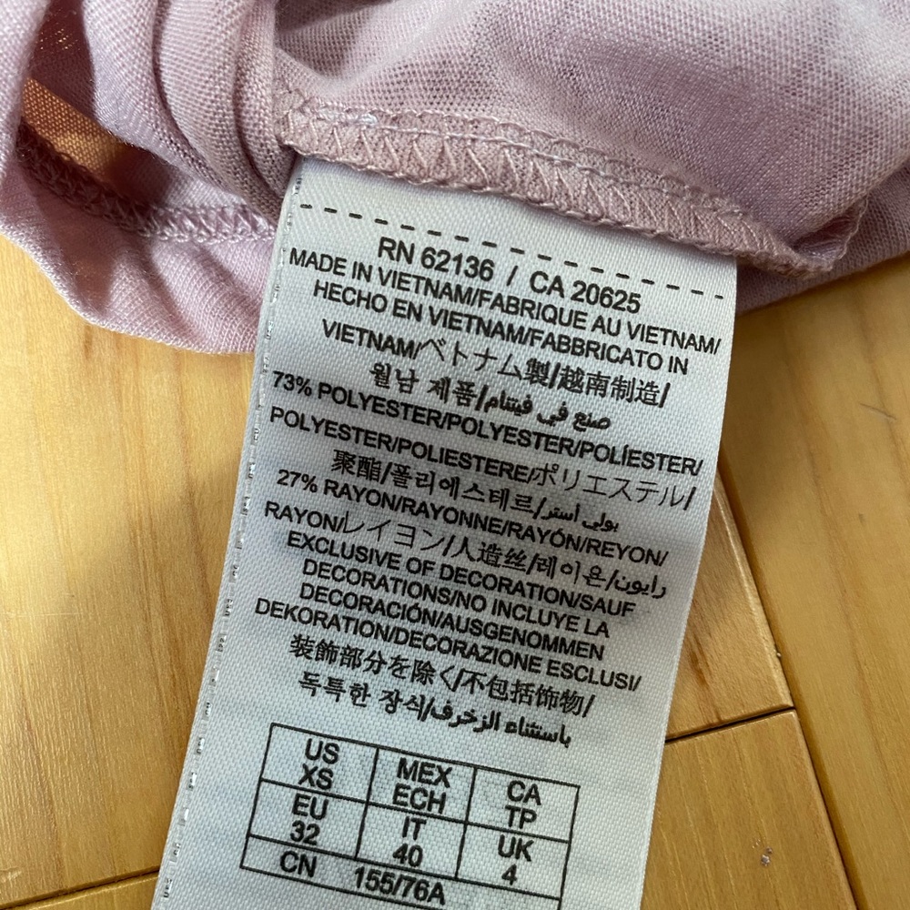 GUESS OPEN-BACK TOP - Picture 4 of 5
